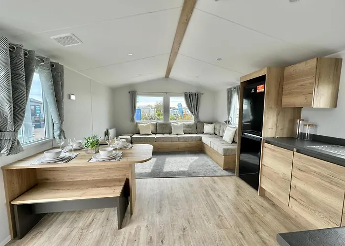 Kestrel Hideaway * Cayton